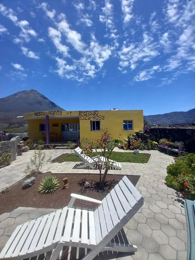 Rose Silva Apartment Portela